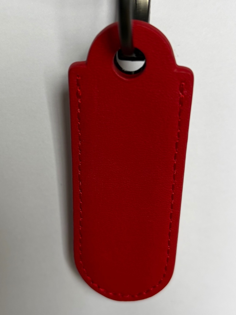 Carbon Fiber Key Ring Porsche red - Picture 3 of 6